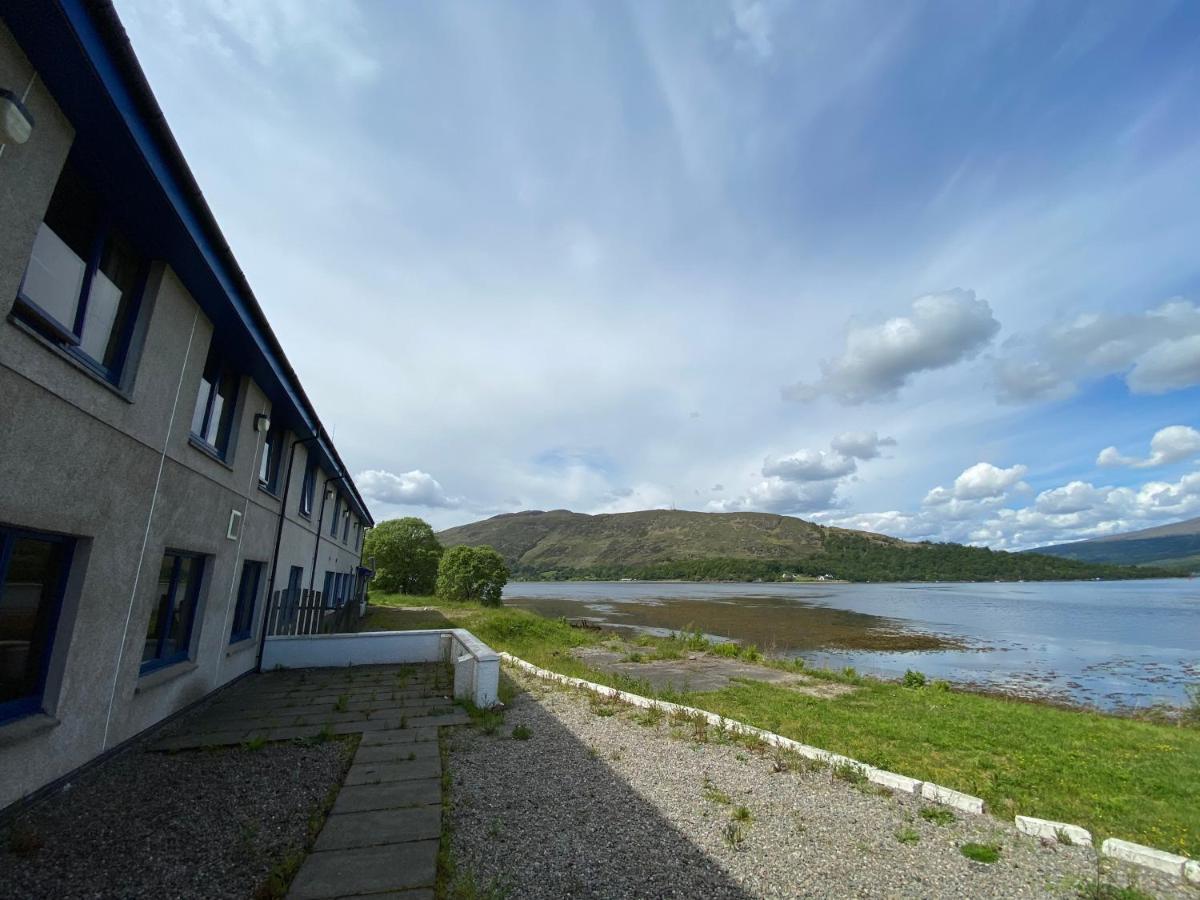 Waterfront Lodge - Accommodation Only Форт Уилям Екстериор снимка