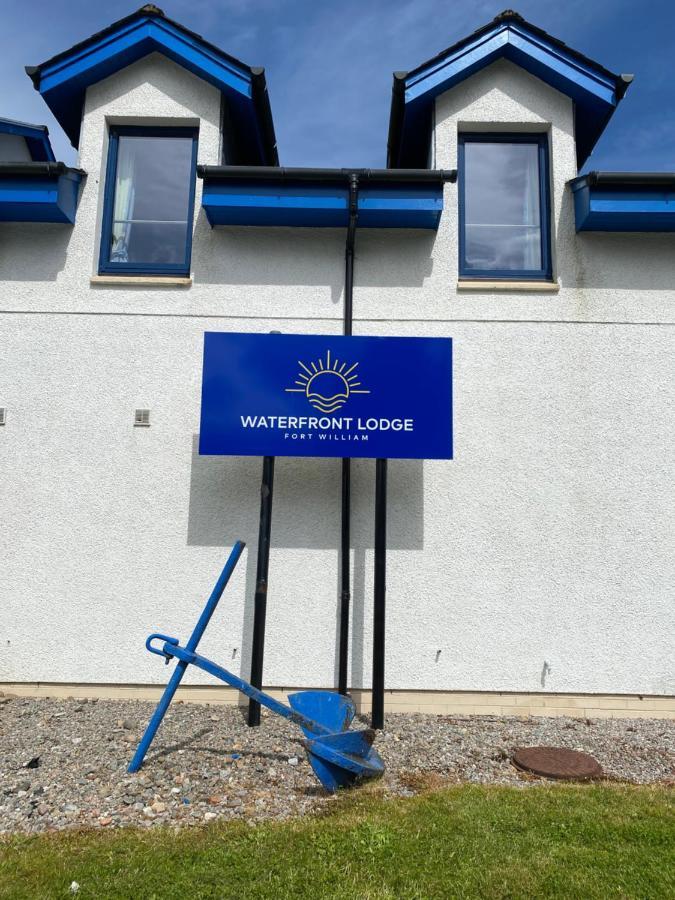 Waterfront Lodge - Accommodation Only Форт Уилям Екстериор снимка