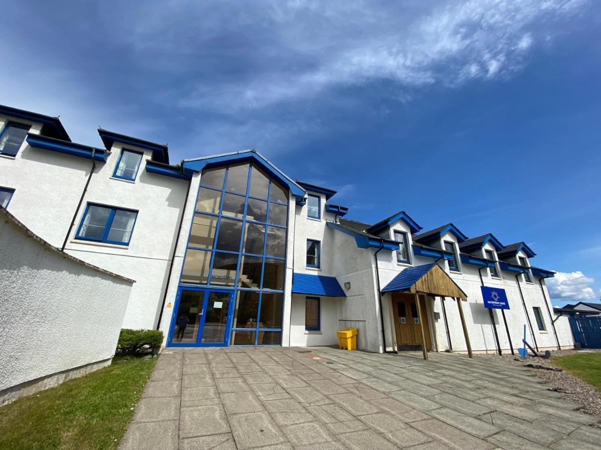 Waterfront Lodge - Accommodation Only Форт Уилям Екстериор снимка